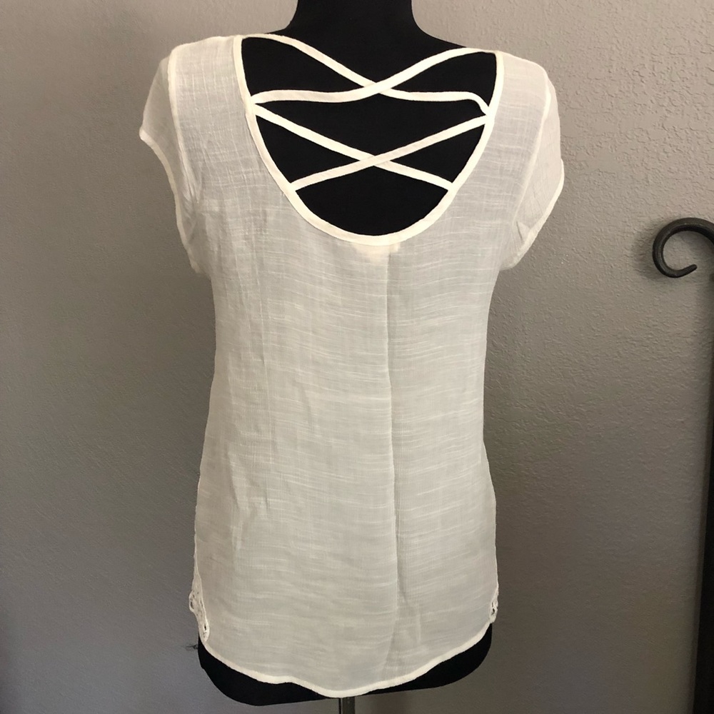 Gauzy Whit Top